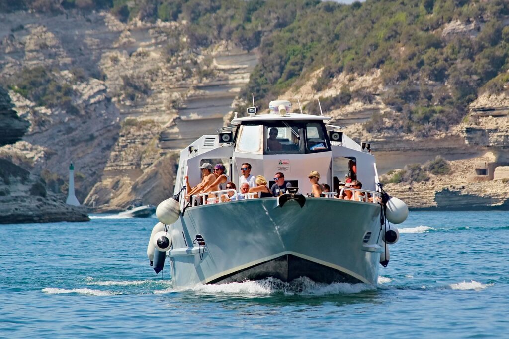 ゴールデンウィークに家族旅行で楽しむ船の体験観光は？