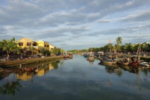 ゴールデンウィークにベビーカーを使った家族旅行におすすめの観光地は？